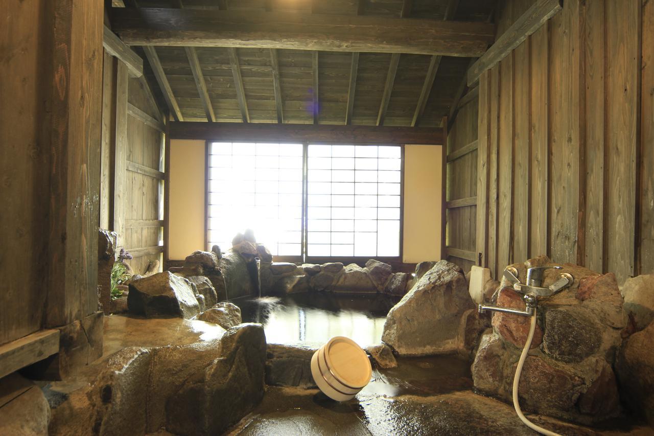 Ryosou Komatsu Bessou Hotell Kokonoe Exteriör bild