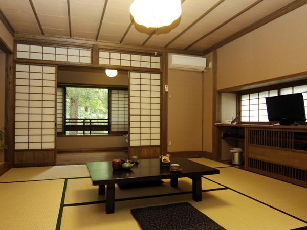 Ryosou Komatsu Bessou Hotell Kokonoe Exteriör bild